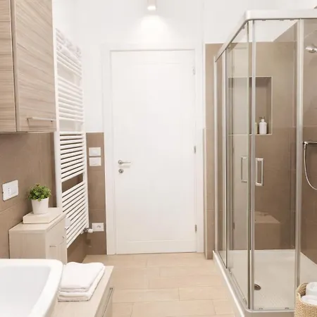 Maison d'hôtes Lucchetta - Tre E Con Parcheggio Interno 4*