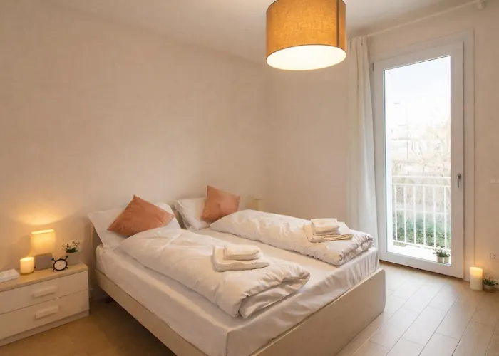 Lucchetta - Tre E Con Parcheggio Interno Gasthof